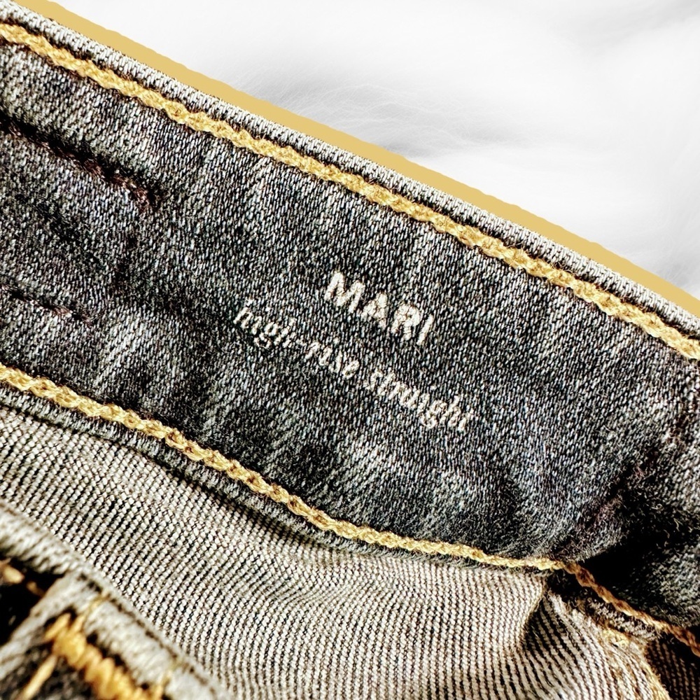 AG Adriano Goldschmied Medium Wash ‘Mari’ High-Rise Straight Leg Jeans Size 26R - Picture 4 of 16